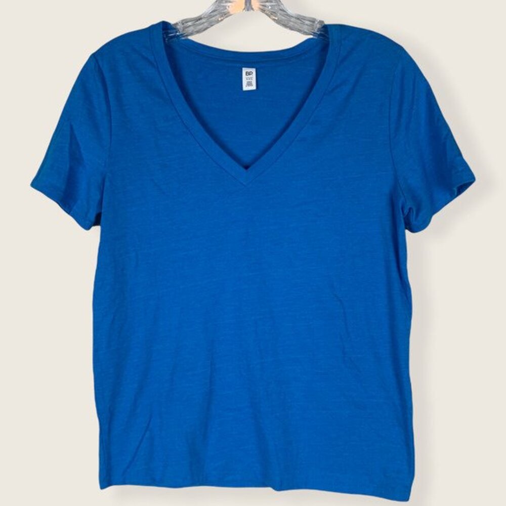 B.P Blue V-neck, cotton short sleeved t-shirt